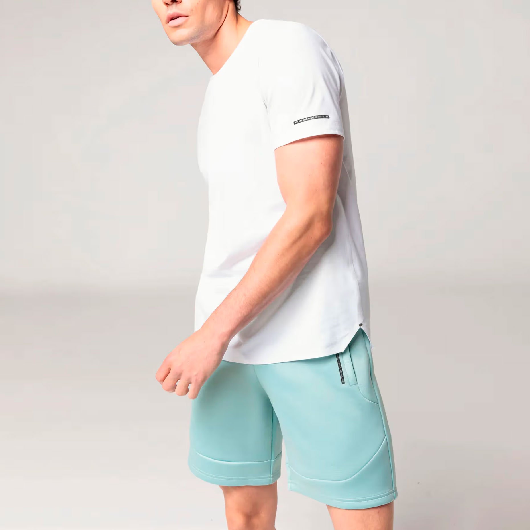 Футболка Puma Porsche Design Essential Tee Футболка Puma Porsche Design Essential Tee