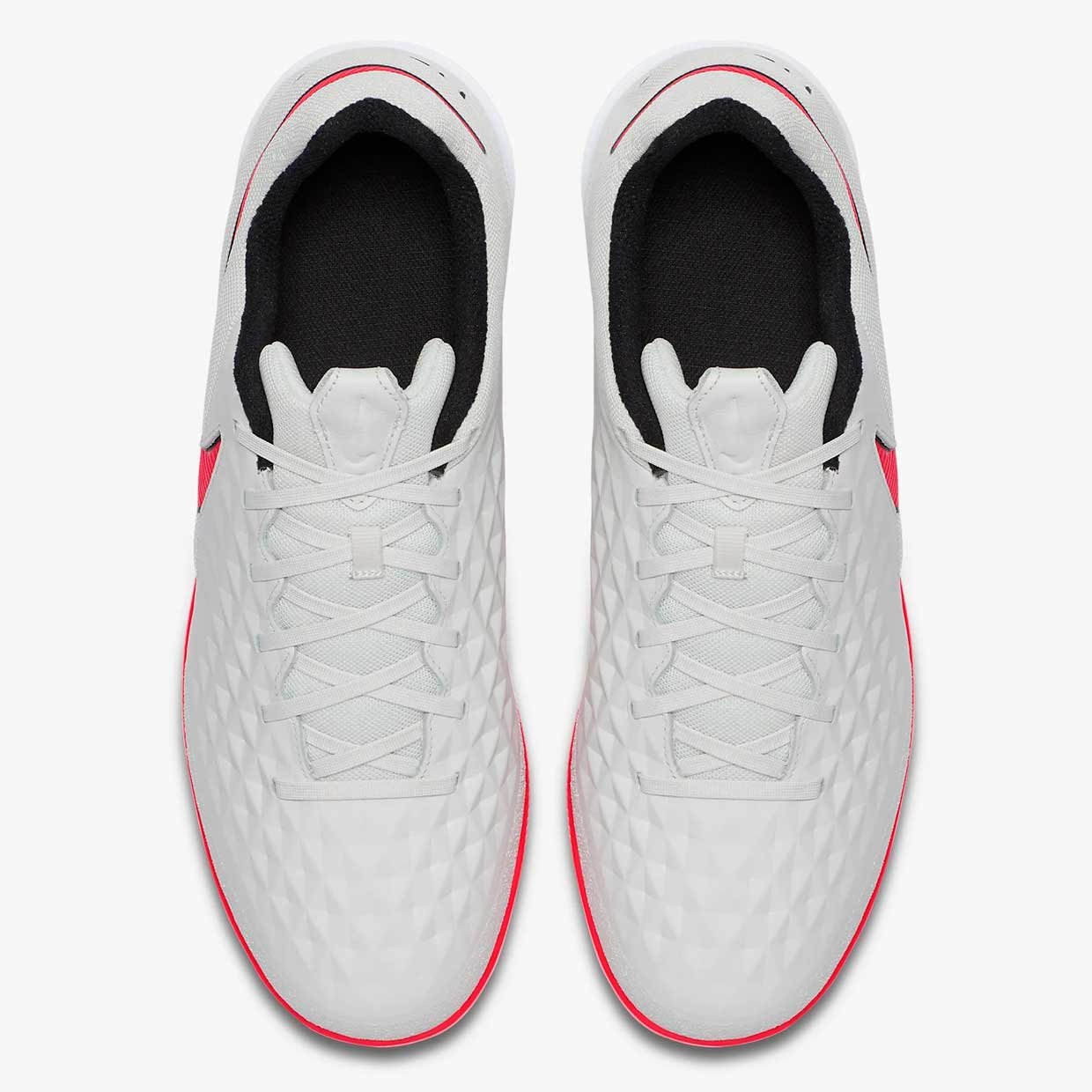 Обувь для зала Nike REACT LEGEND 8 PRO IC