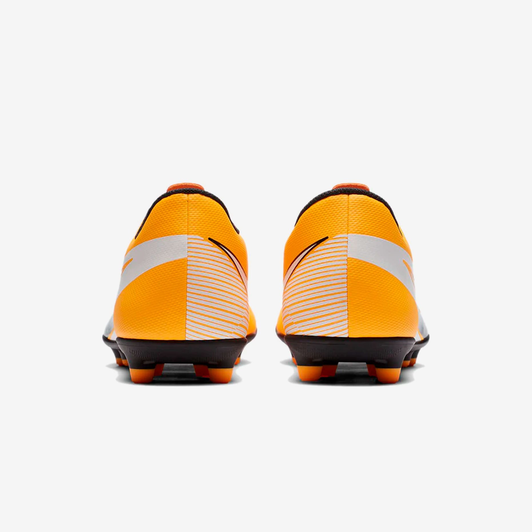 Nike Mercurial Vapor 13 Club FG MG AT7968 801 Footballmania