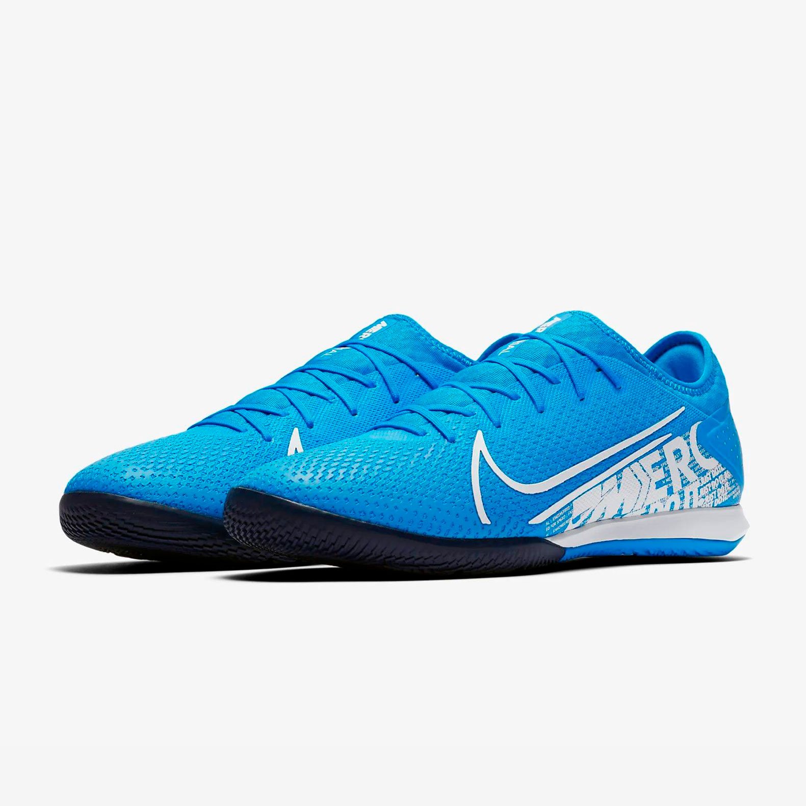 Игровая обувь для зала Nike Mercurial Vapor 13 Pro IC