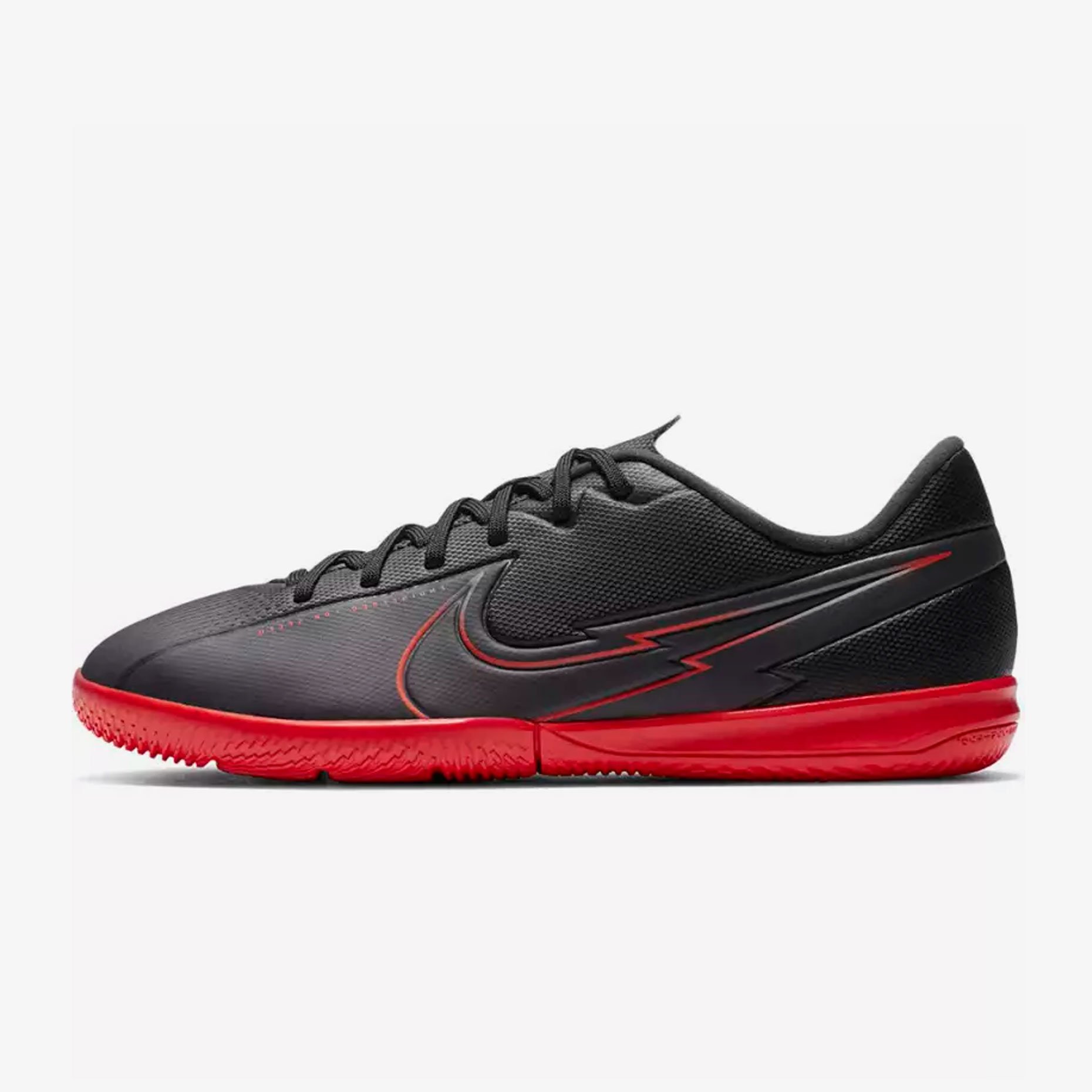 Nike Mercurial Vapor 13 Academy IC AT8137 060 Footballmania