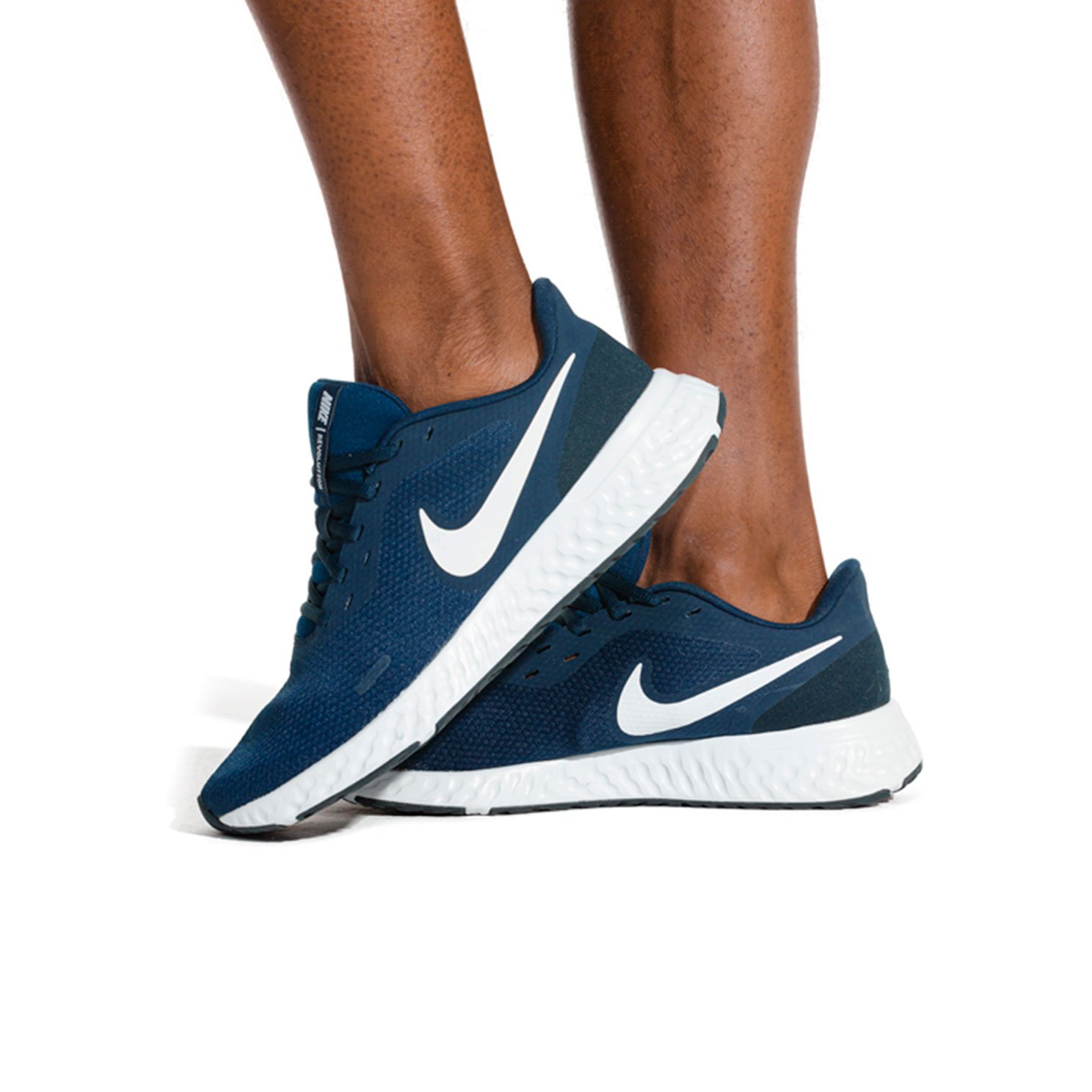 Кроссовки Nike Revolution 5