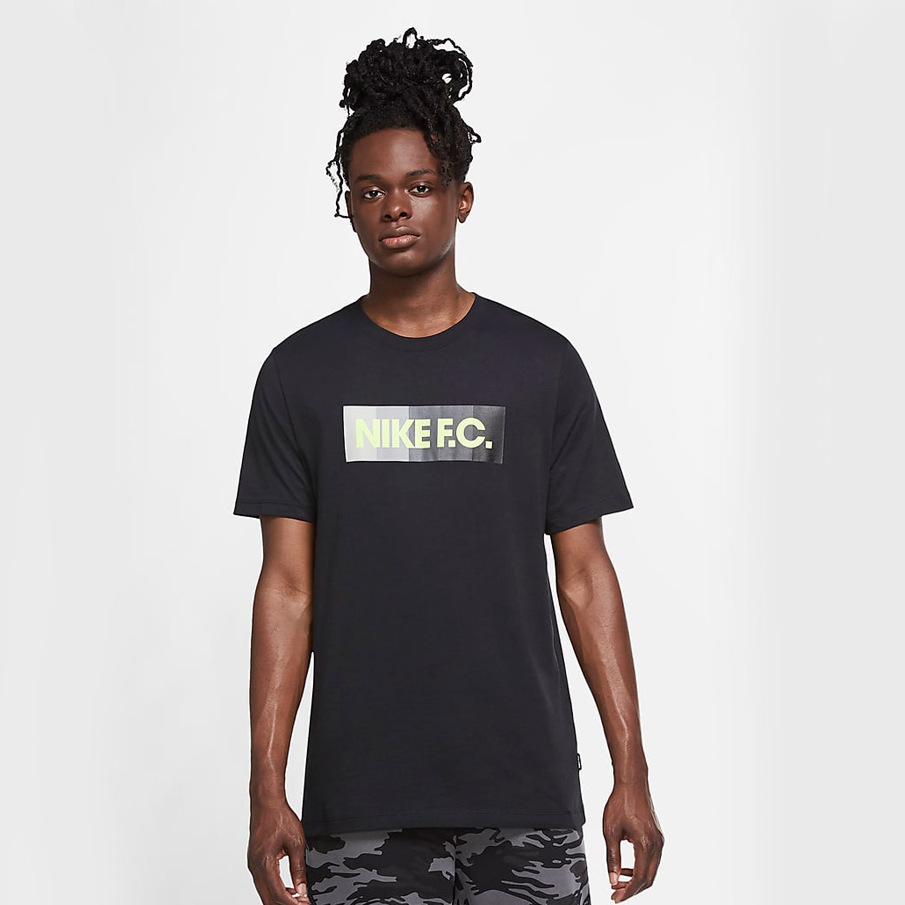 Nike M NK FC TEE ESSENTIALS CT8429 011 Footballmania