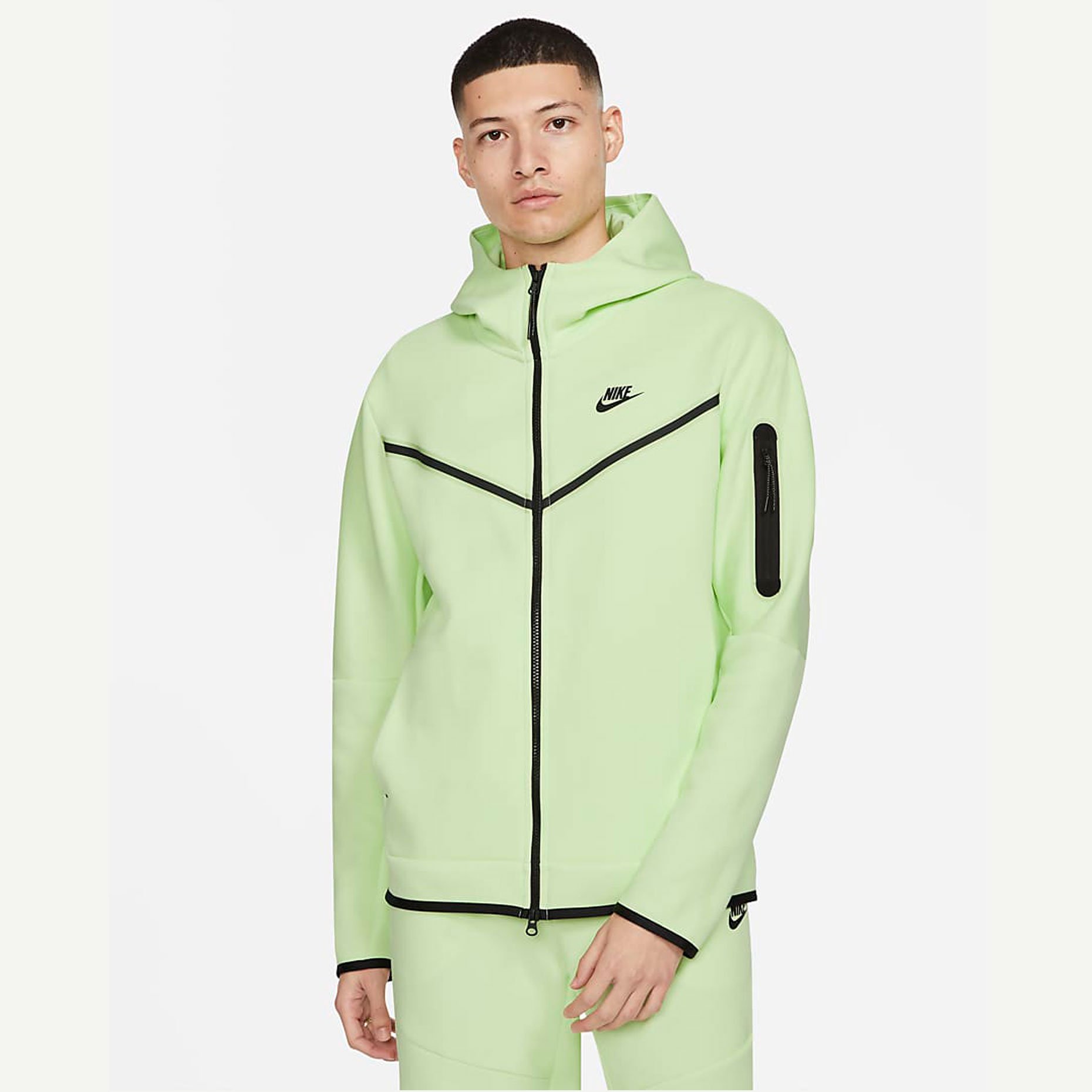 Nike tech fleece green and white deals