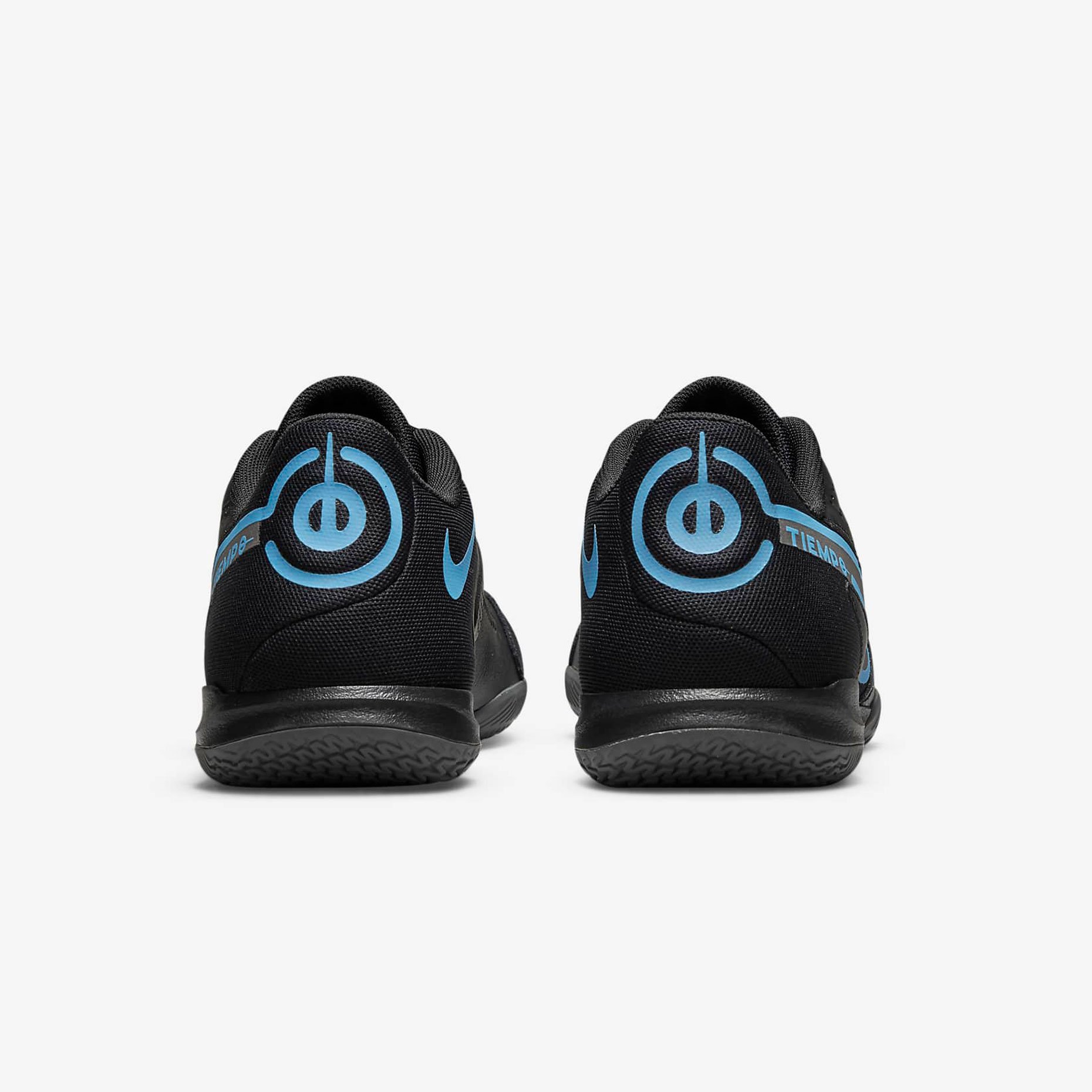 Игровая обувь для зала Nike Tiempo Legend 9 Academy IC
