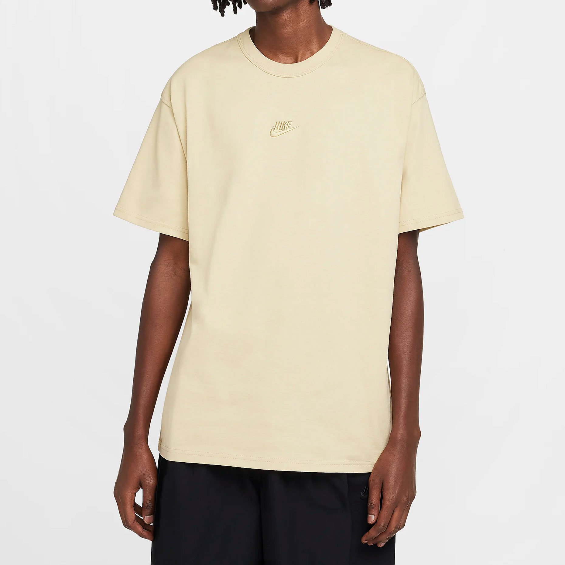 Nike Sportswear Premium Essentials Tee DO7392 783 Footballmania