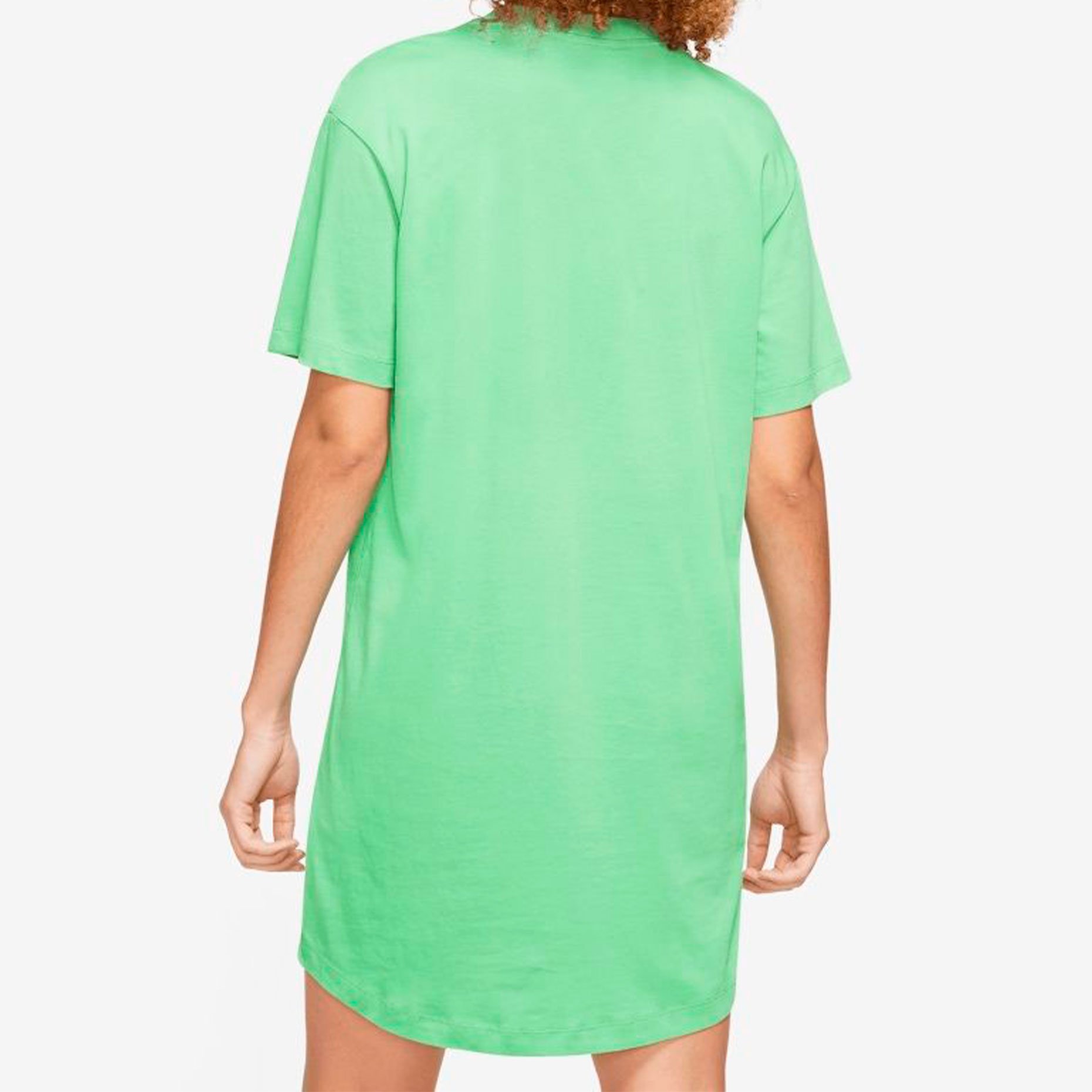 Nike Sportswear Essentials Dress T Shirt DV7882 376 Footballmania