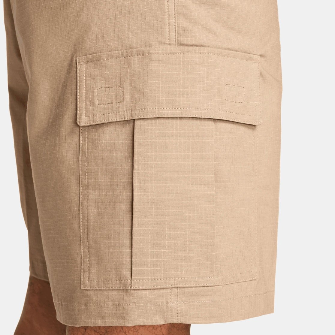 Nike cargo shorts khaki top