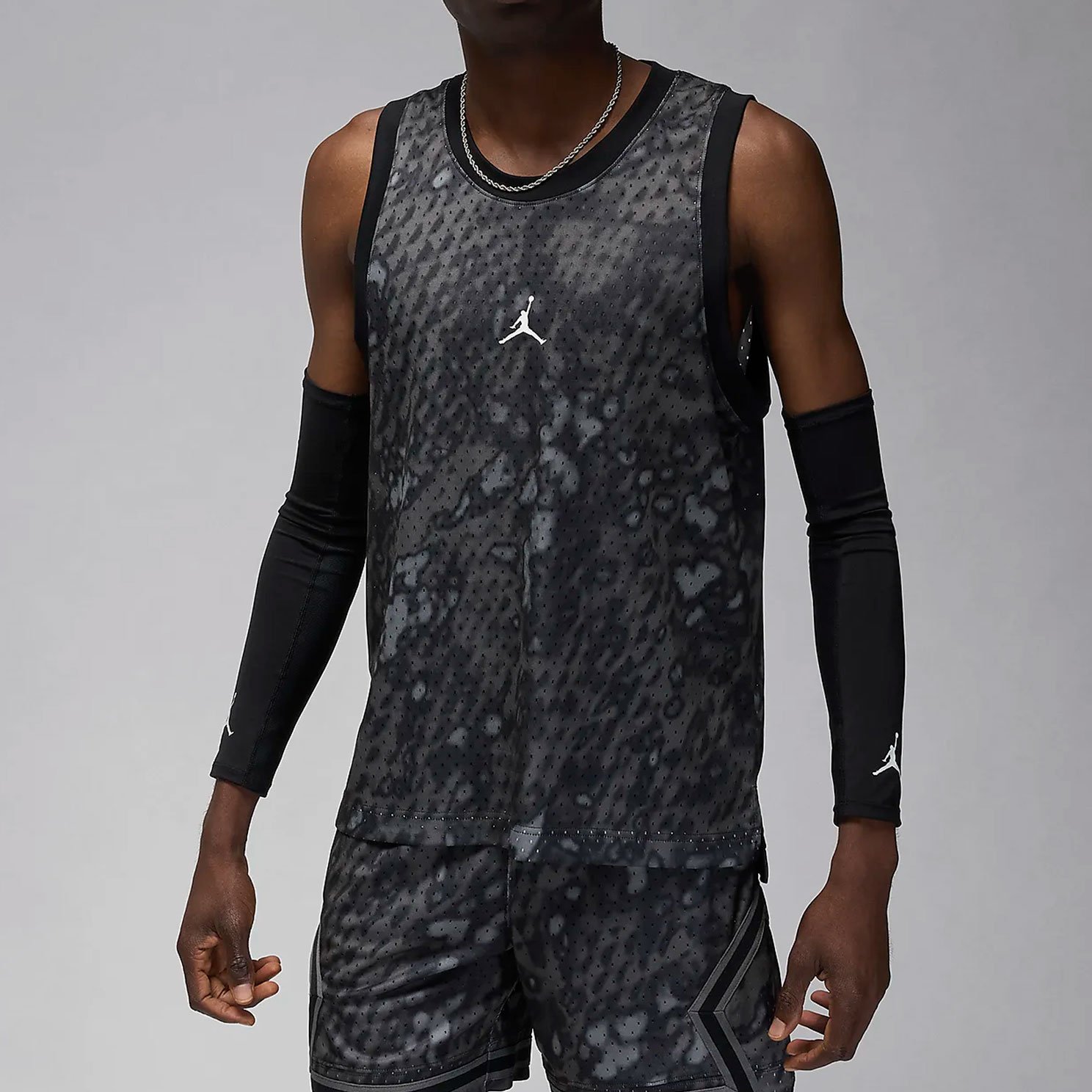 Mesh sportswear 2025