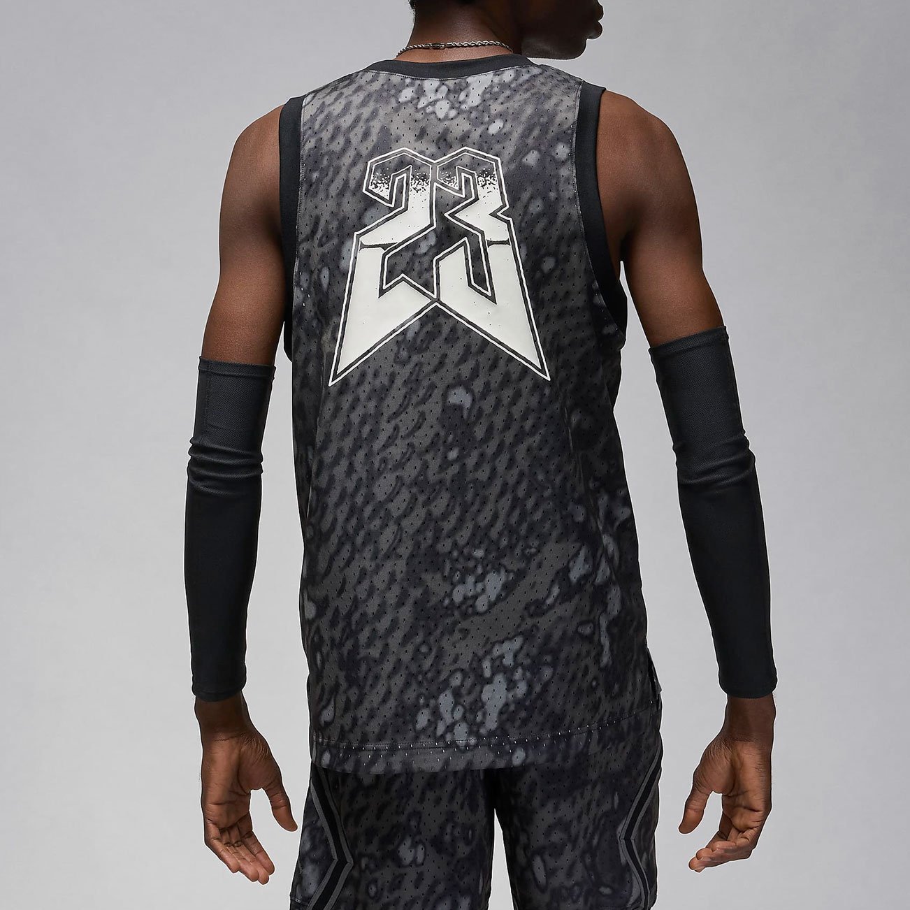 Mesh sportswear 2025