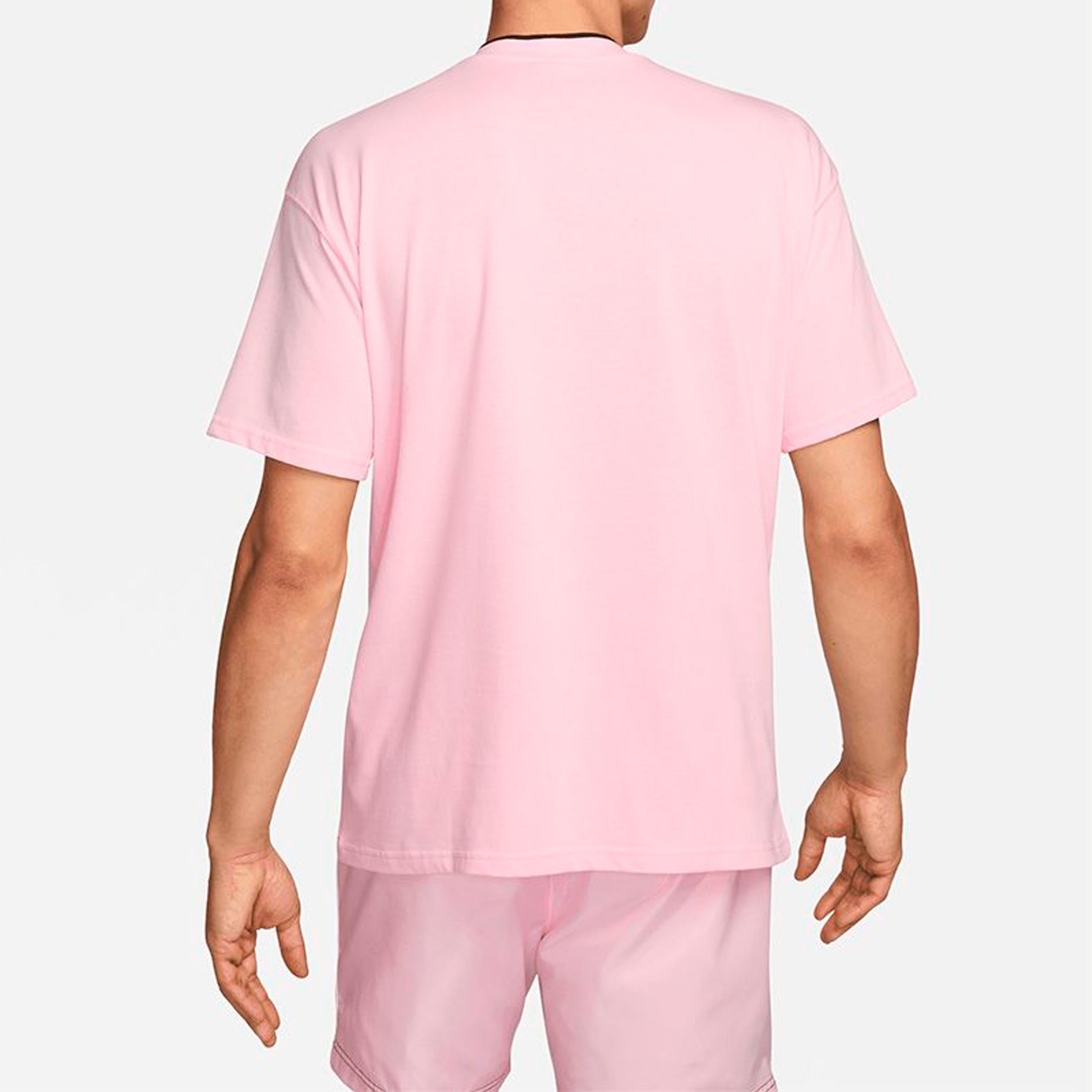 Nike loose fit sweatshirt hotsell