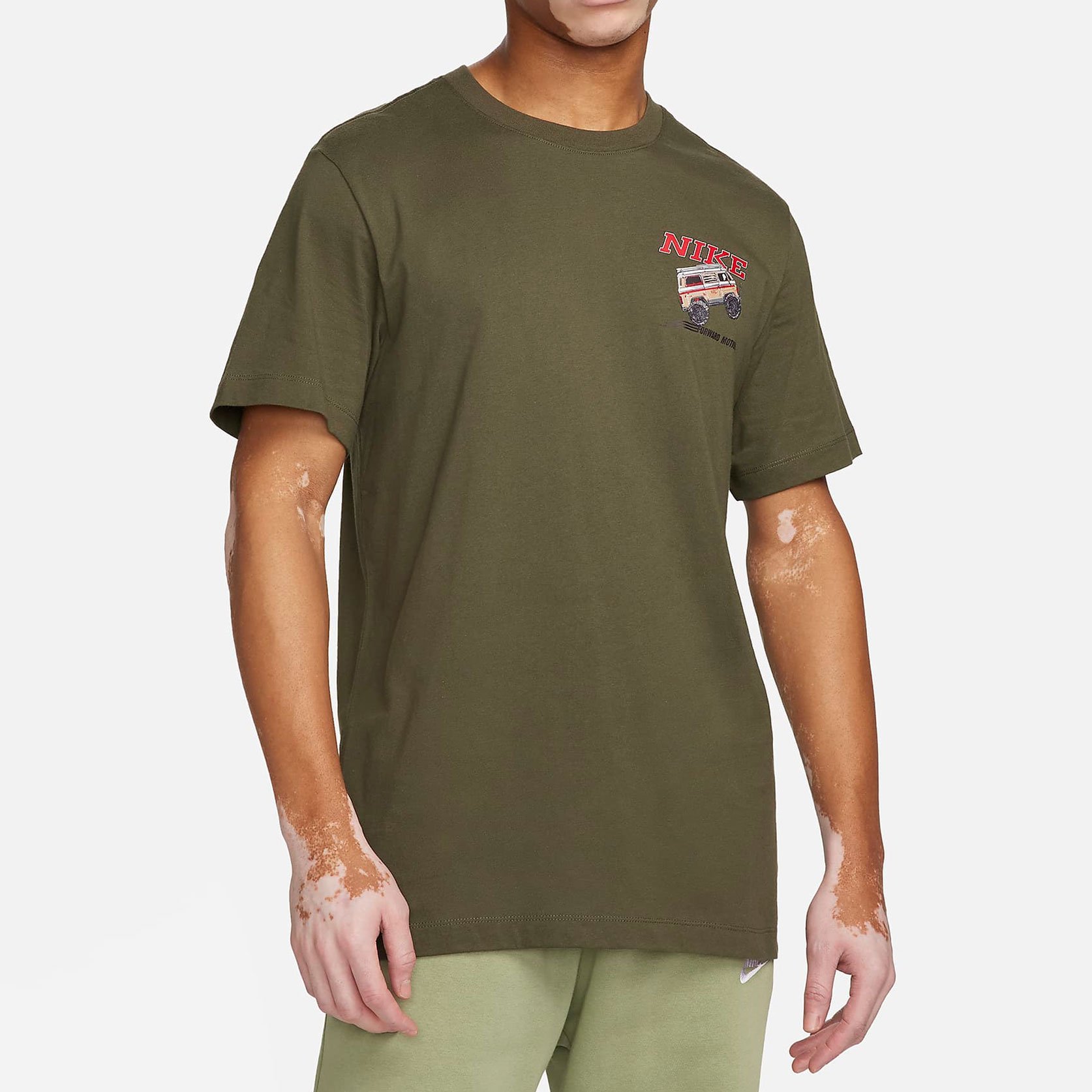 Nike Sportswear Sole Rally Graphic T Shirt FQ3764 325 Footballmania