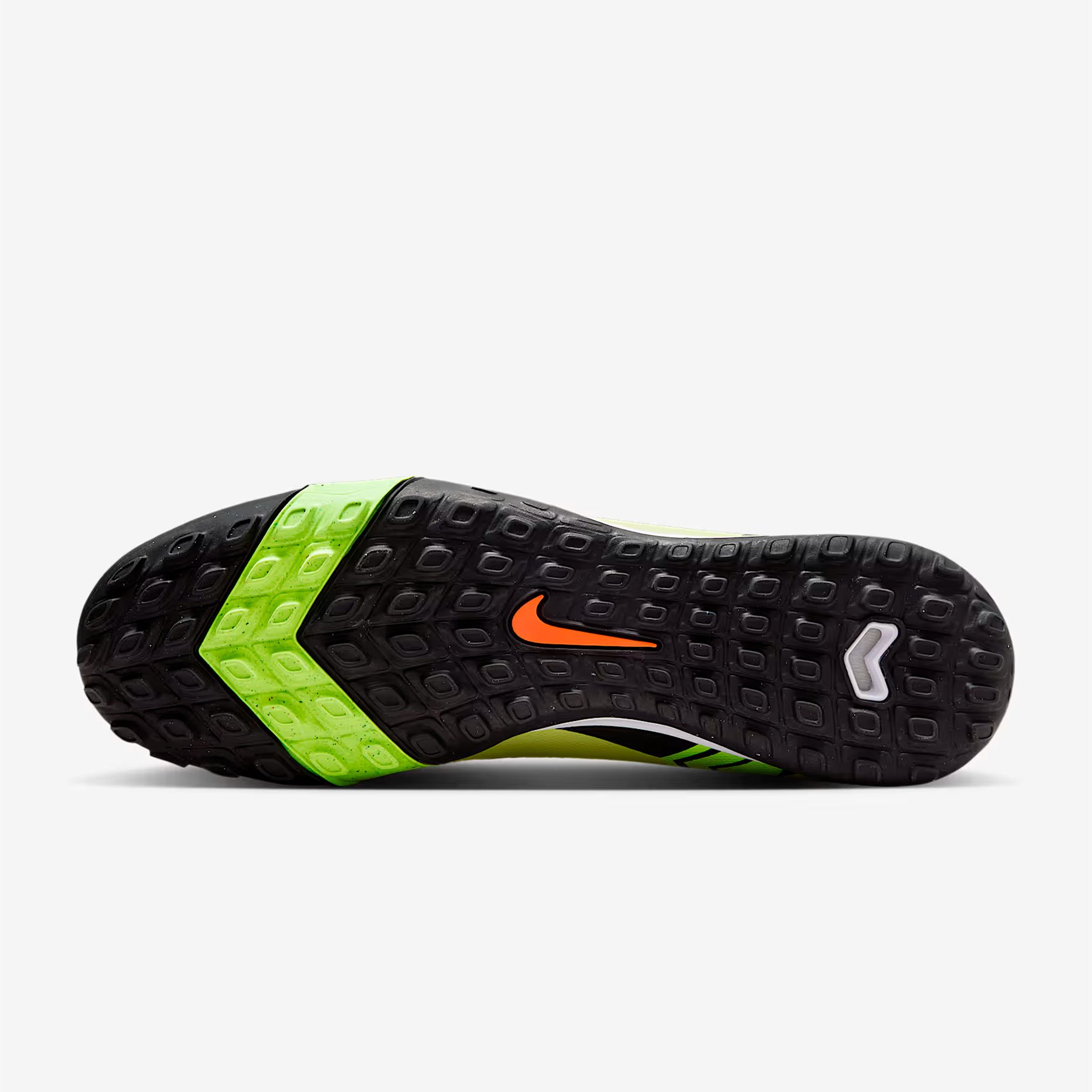Шиповки Nike Air Zoom Mercurial Vapor 16 Academy TF Шиповки Nike Air Zoom Mercurial Vapor 16 Academy TF