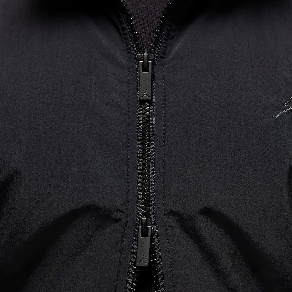 Jordan Essentials Jacket FV7299 010 Footballmania