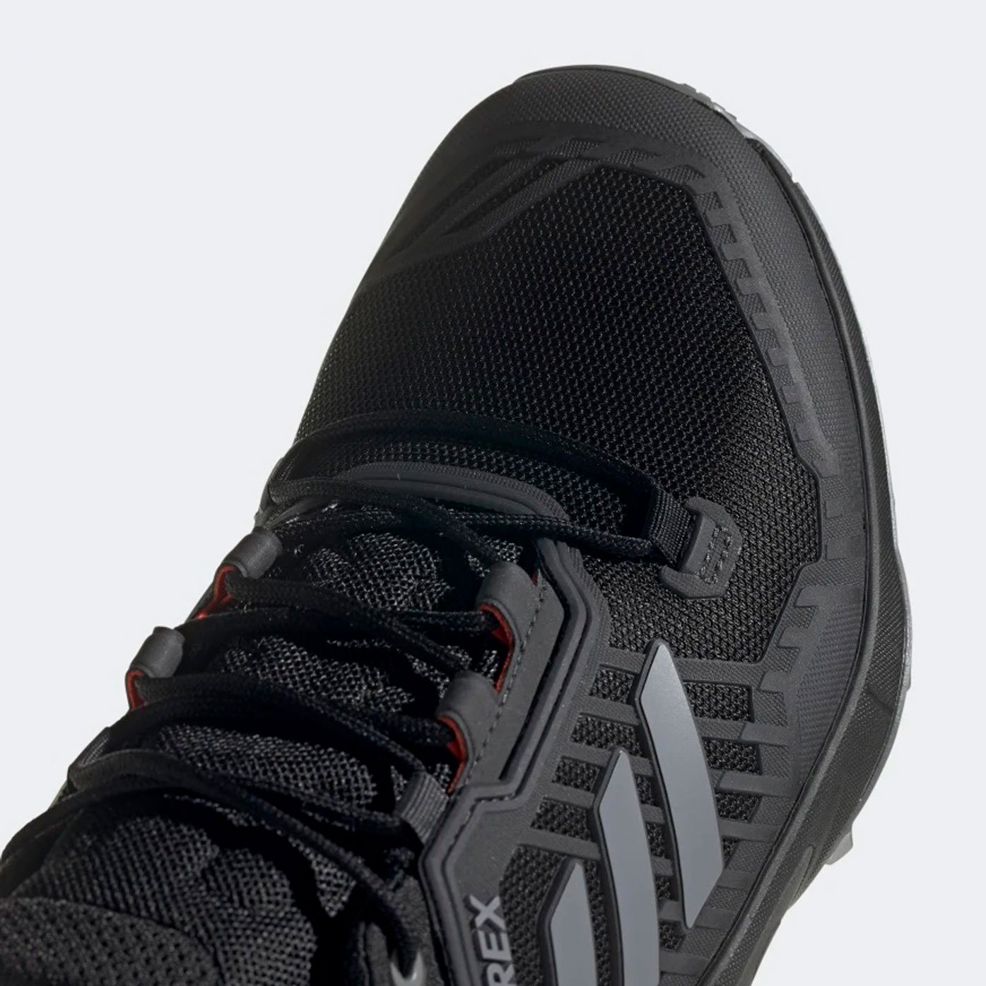 Кроссовки для хайкинга adidas Terrex Swift R3