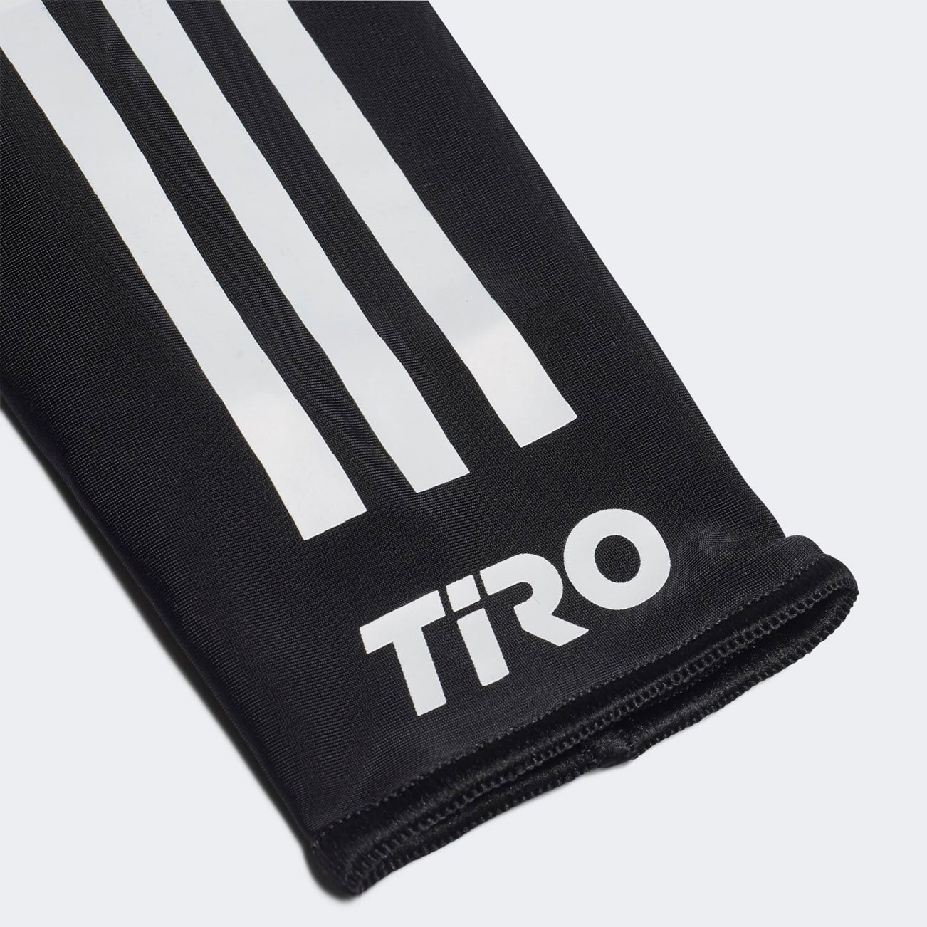 Щитки adidas Tiro League