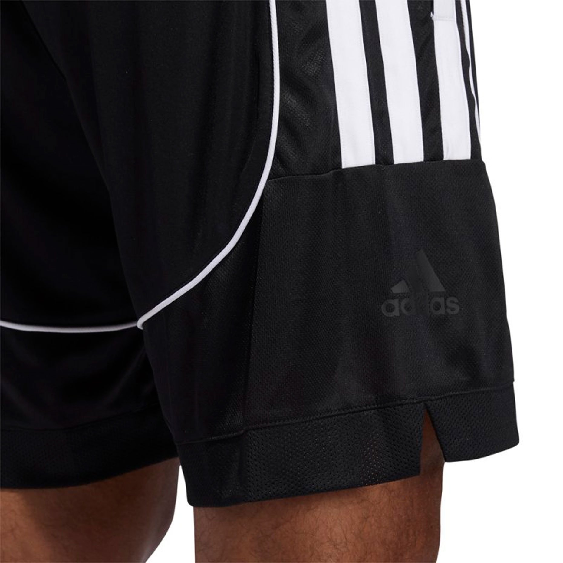 Шорт 365. Adidas шорты creator 365 2.0. Шорты адидас creator 365. Шорты adidas creator 365 shorts. Adidas creator 365 2.0 Black.