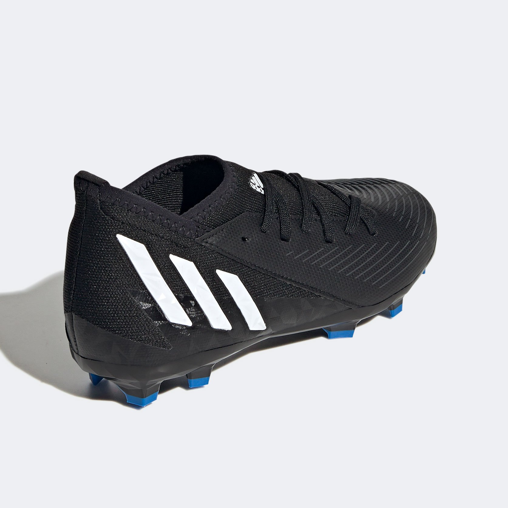 Футбольные бутсы детские adidas Predator Edge.3 FG