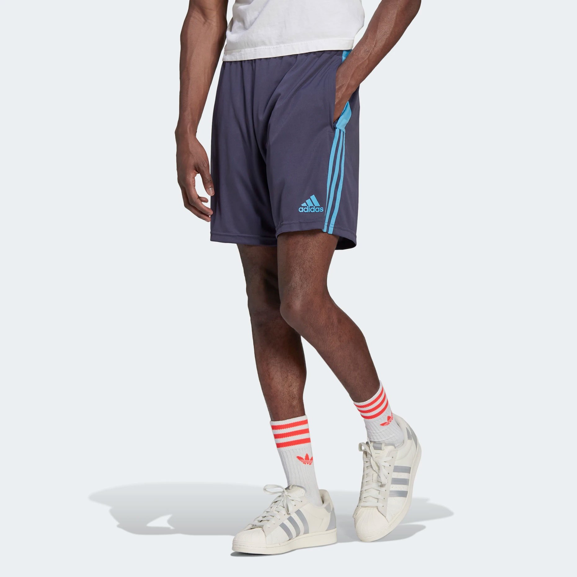 Adidas clearance essentials shorts