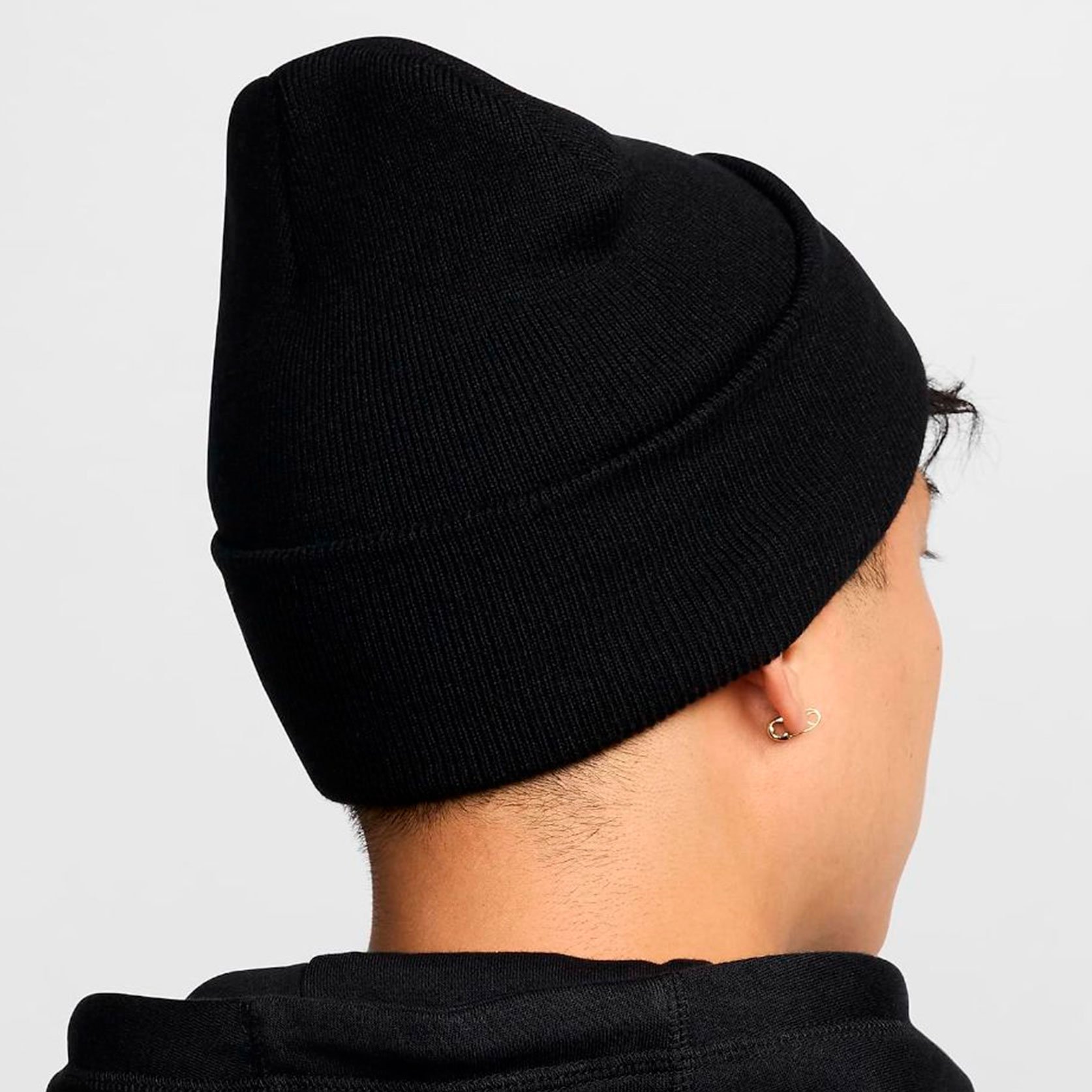 Шапка Nike Peak Beanie Шапка Nike Peak Beanie