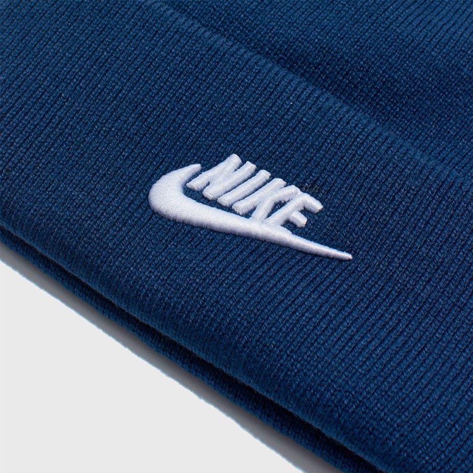 Шапка детская Nike Peak Beanie Шапка детская Nike Peak Beanie
