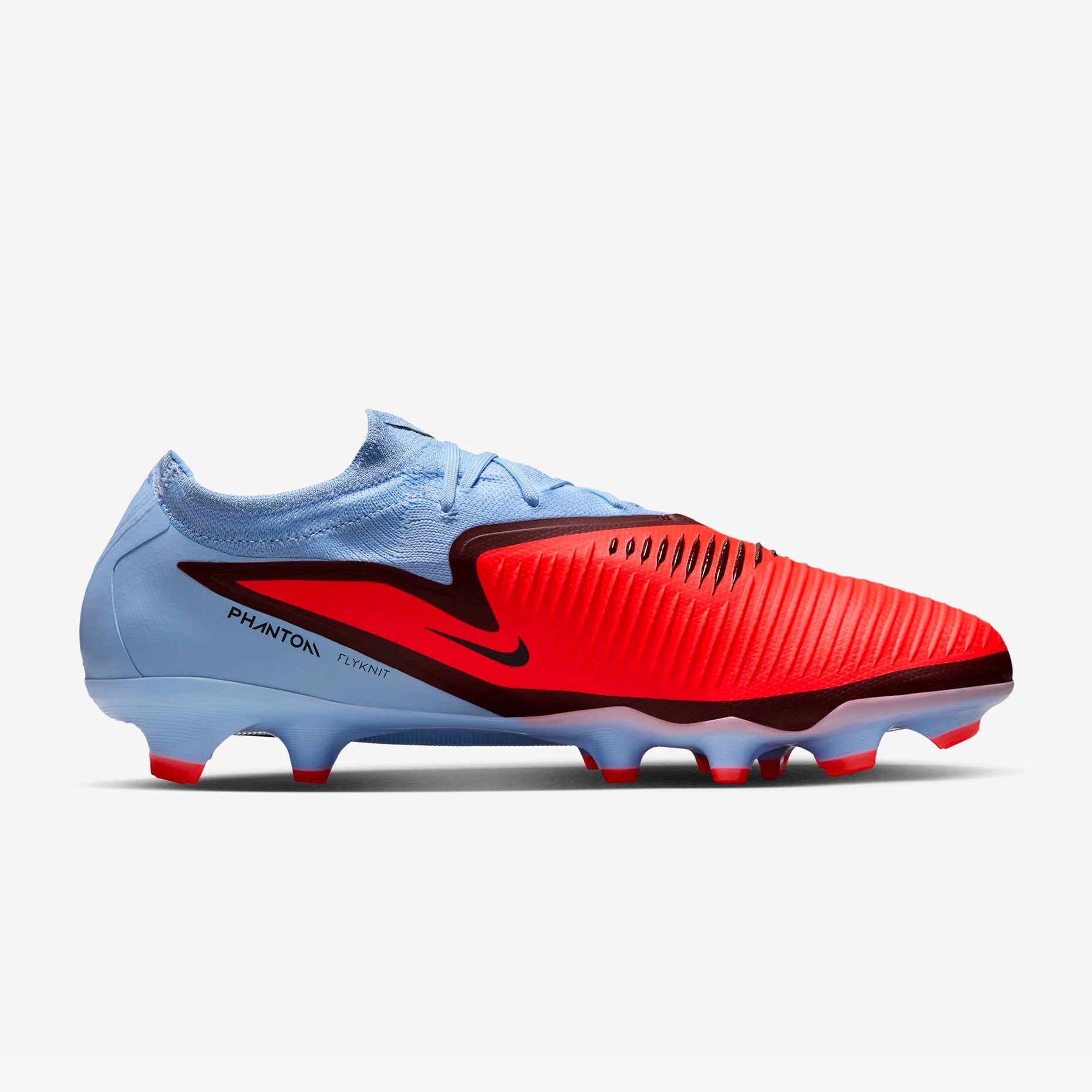 Футбольные бутсы Nike Phantom 6 Low Pro FG Футбольные бутсы Nike Phantom 6 Low Pro FG