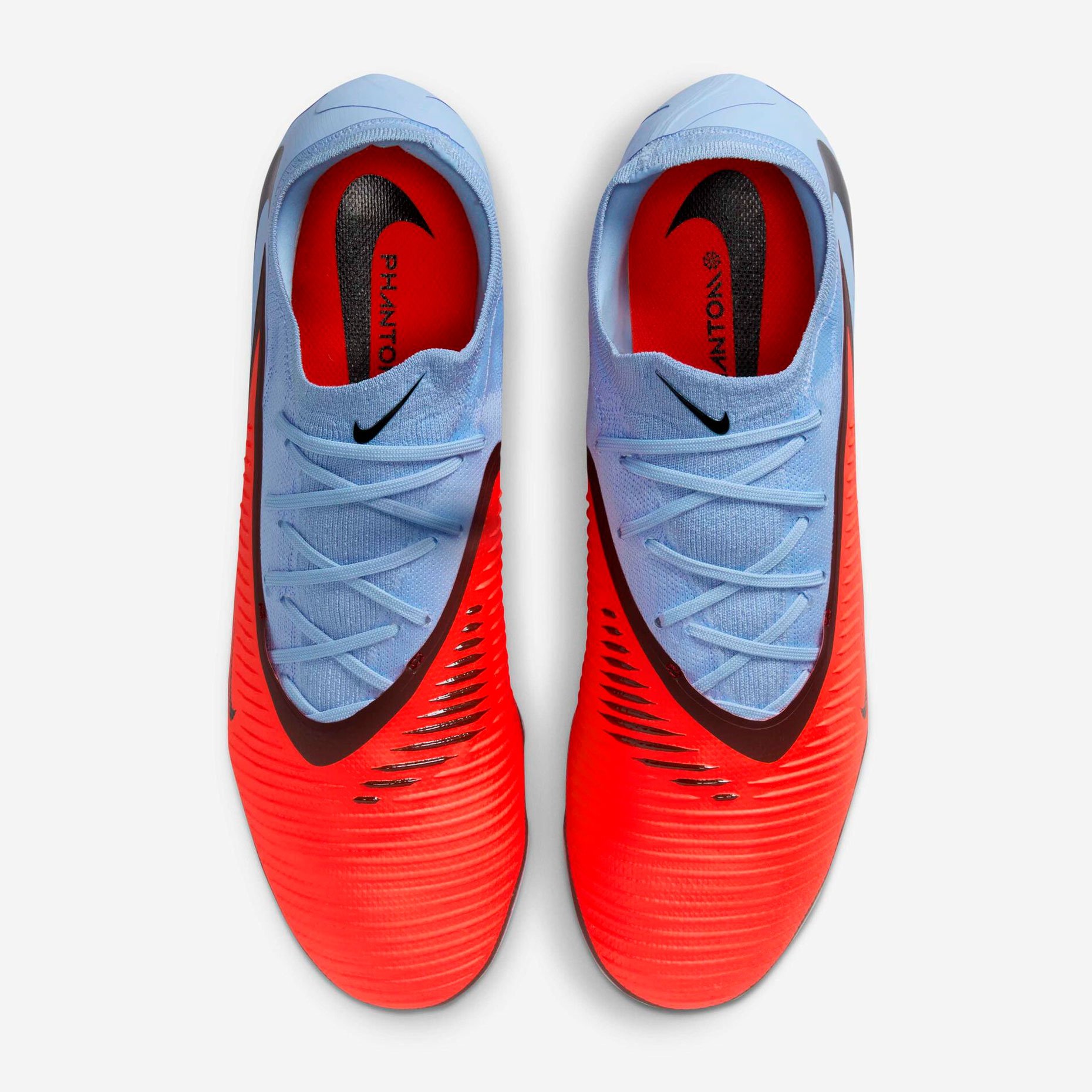 Футбольные бутсы Nike Phantom 6 Low Pro FG Футбольные бутсы Nike Phantom 6 Low Pro FG