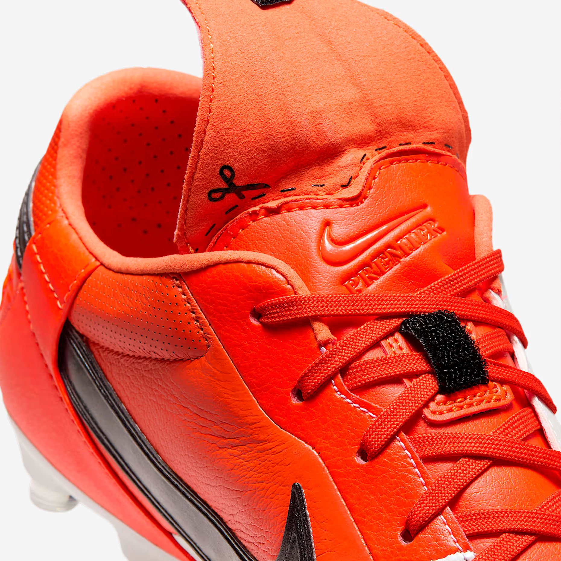 Футбольные бутсы Nike Premier III FG Футбольные бутсы Nike Premier III FG