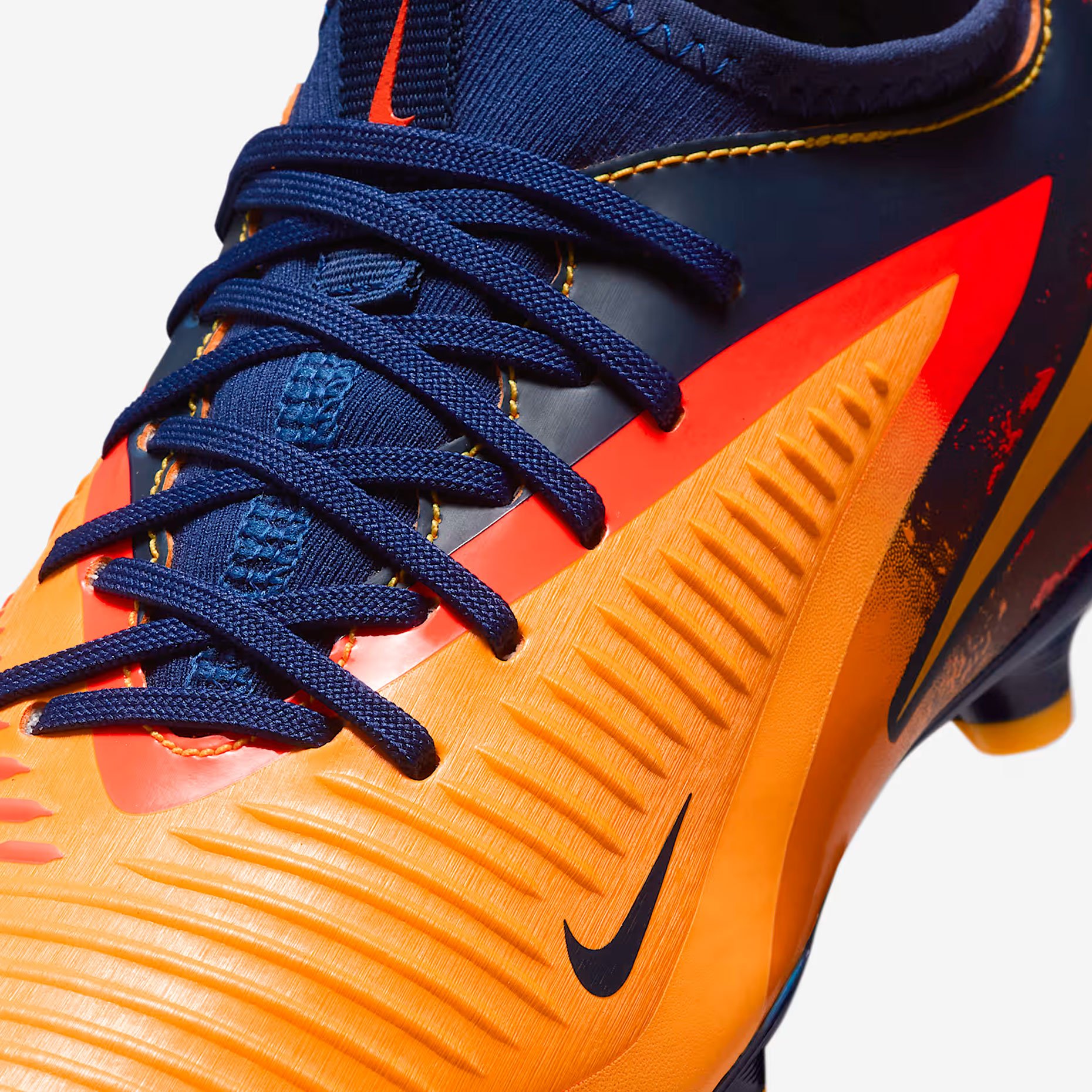 Футбольные бутсы детские Nike Phantom 6 Low Academy 'Erling Haaland'FG/MG Футбольные бутсы детские Nike Phantom 6 Low Academy 'Erling Haaland'FG/MG