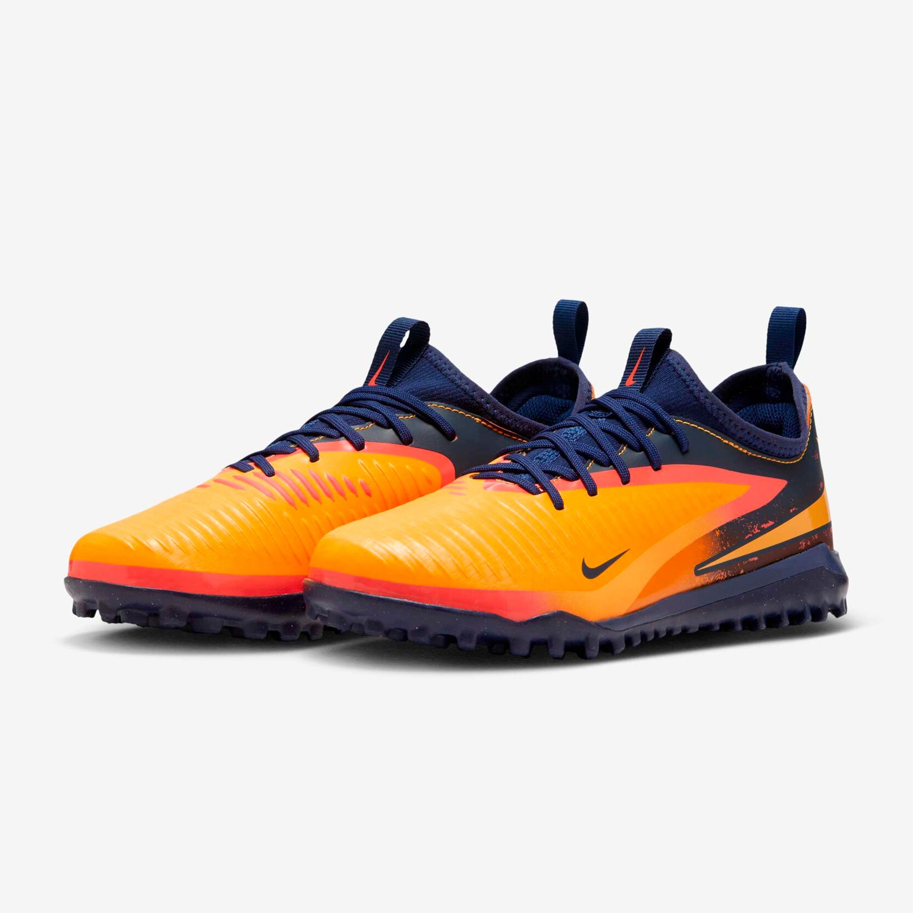 Шиповки детские Nike Phantom 6 Low Academy 'Erling Haaland' TF Шиповки детские Nike Phantom 6 Low Academy 'Erling Haaland' TF