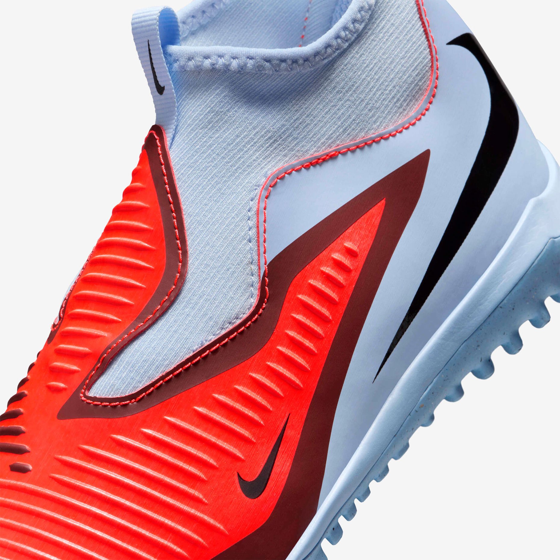 Шиповки детские Nike Phantom 6 High Academy TF Шиповки детские Nike Phantom 6 High Academy TF