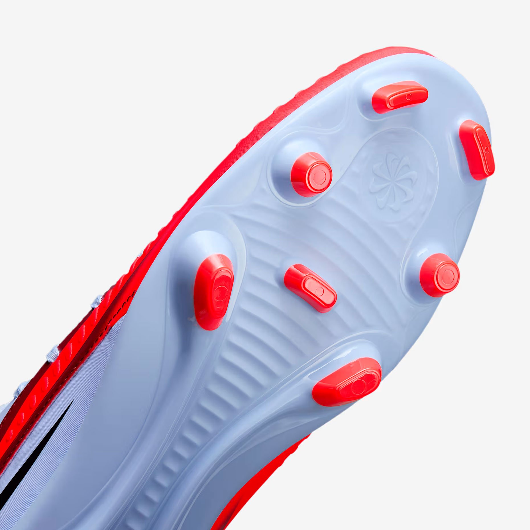 Футбольные бутсы Nike Phantom 6 High Club FG/MG Футбольные бутсы Nike Phantom 6 High Club FG/MG