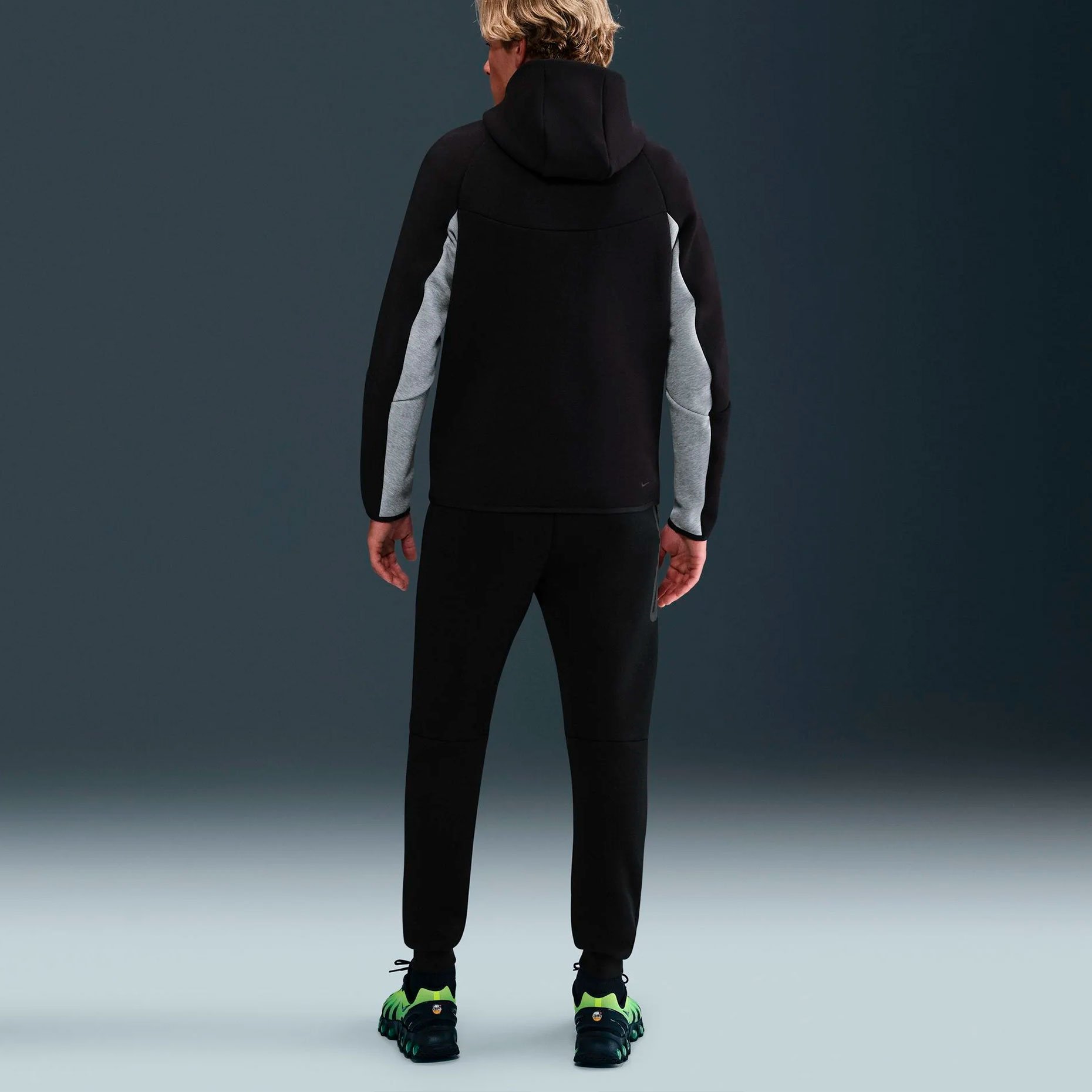 Толстовка Nike Tech Fleece Full-Zip Windrunner Hoodie Толстовка Nike Tech Fleece Full-Zip Windrunner Hoodie