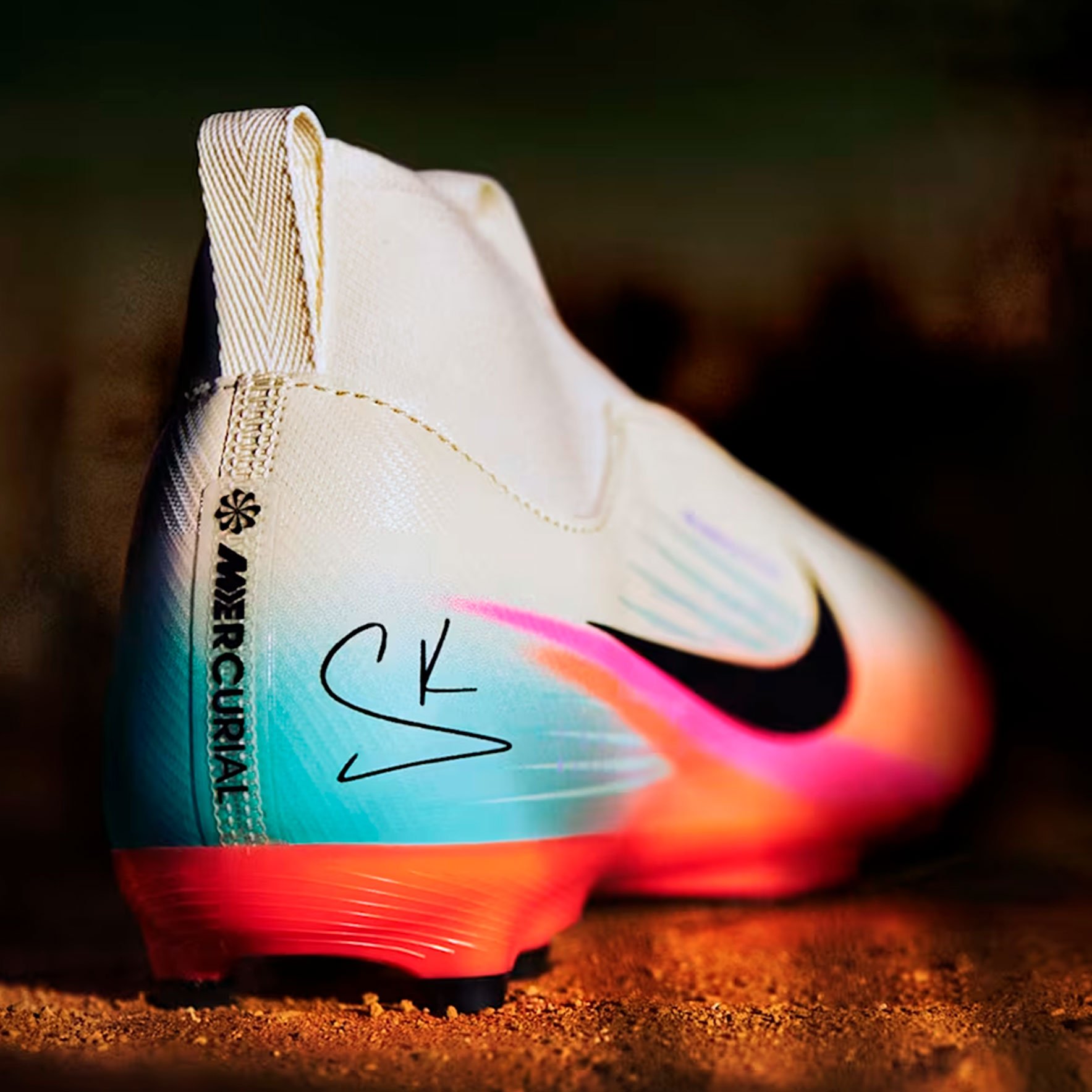 Футбольные бутсы детские Nike Air Zoom Mercurial Superfly 10 Academy 'Sam Kerr' FG/MG Футбольные бутсы детские Nike Air Zoom Mercurial Superfly 10 Academy 'Sam Kerr' FG/MG