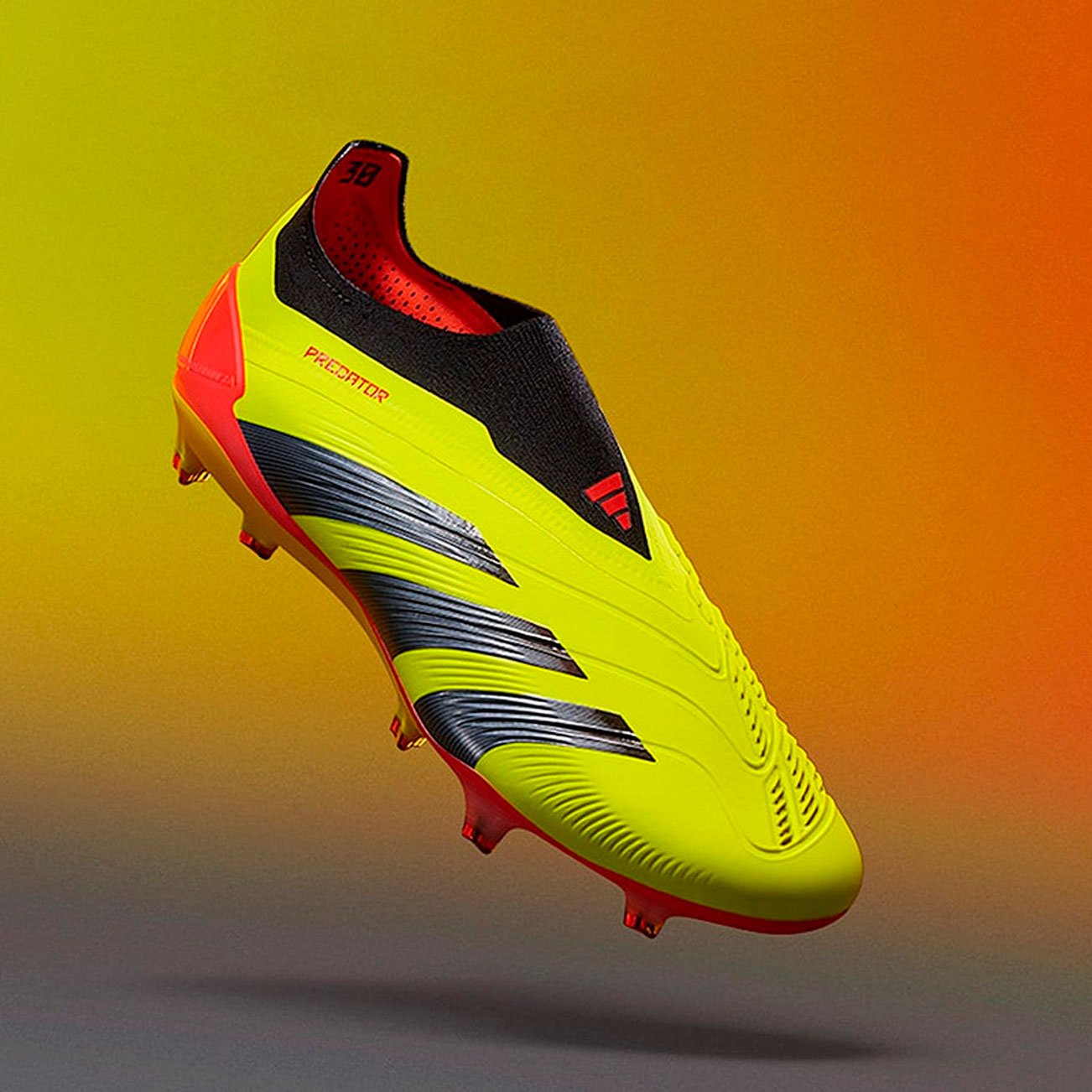 Adidas laceless boots predator 2025