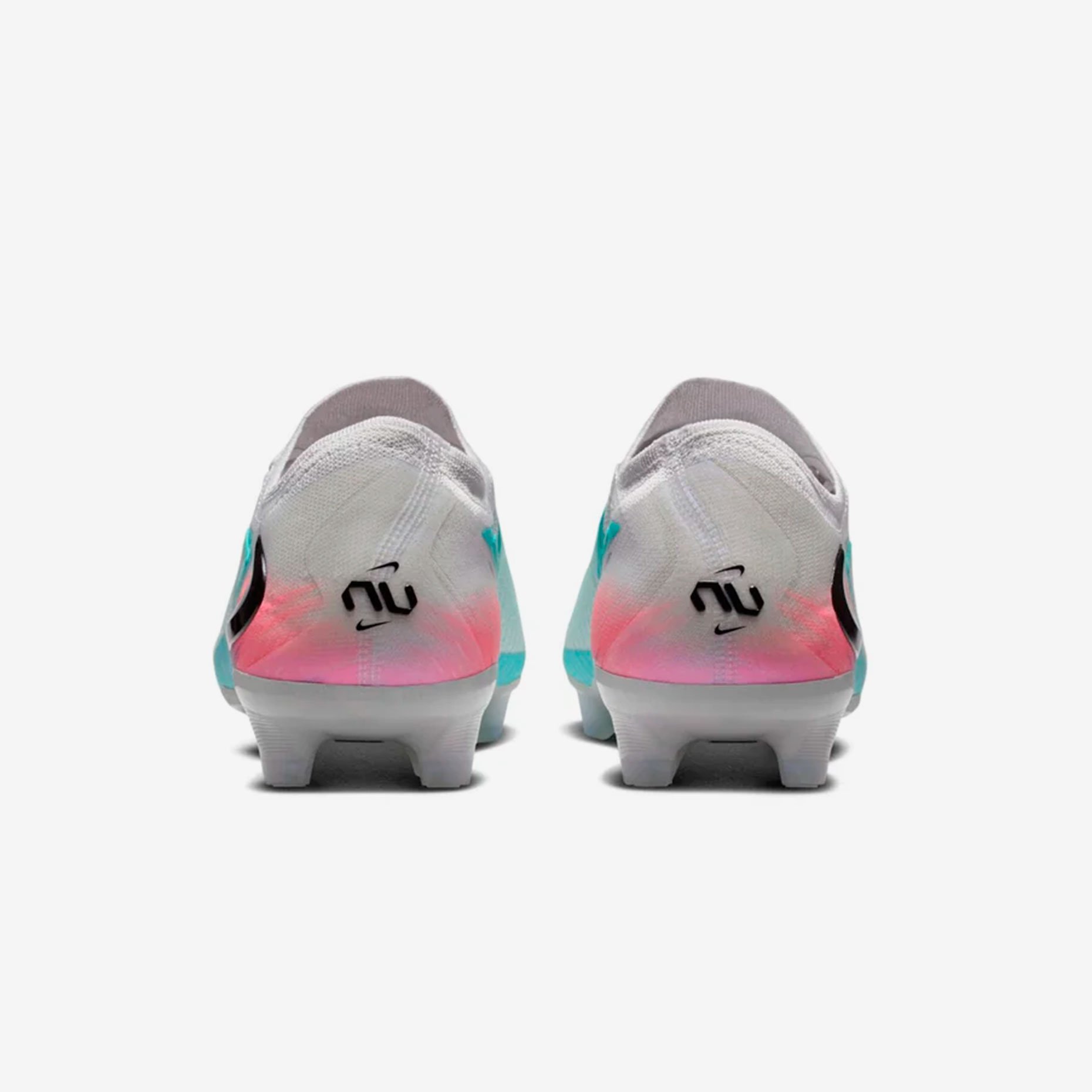 Футбольные бутсы Nike Phantom 6 Low Elite FG Футбольные бутсы Nike Phantom 6 Low Elite FG