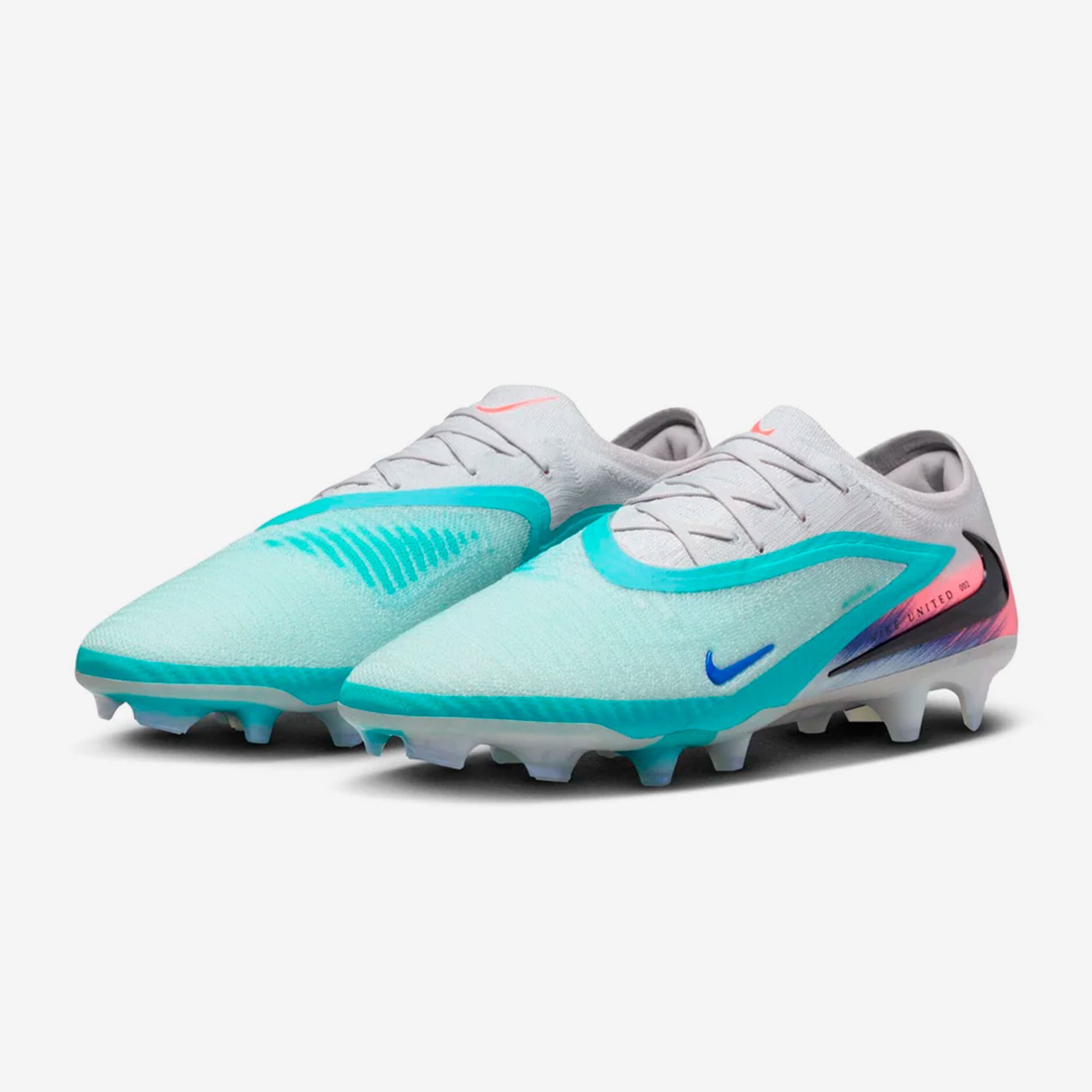Футбольные бутсы Nike Phantom 6 Low Elite FG Футбольные бутсы Nike Phantom 6 Low Elite FG