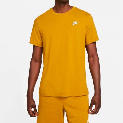 Футболка Nike Sportswear Club Tee