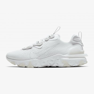 White and pink nike react hotsell
