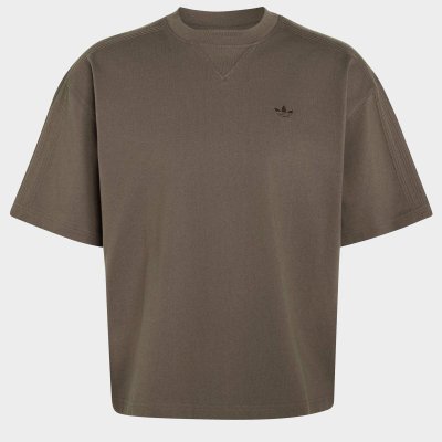 Футболка adidas Premium Essentials Tee Футболка adidas Premium Essentials Tee