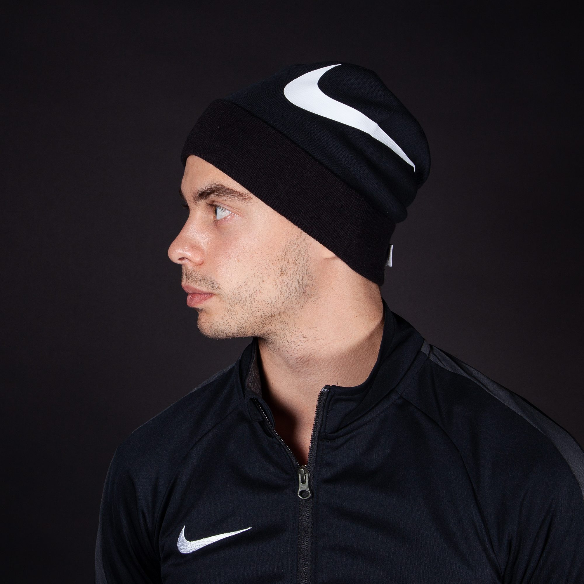 nike team beanie