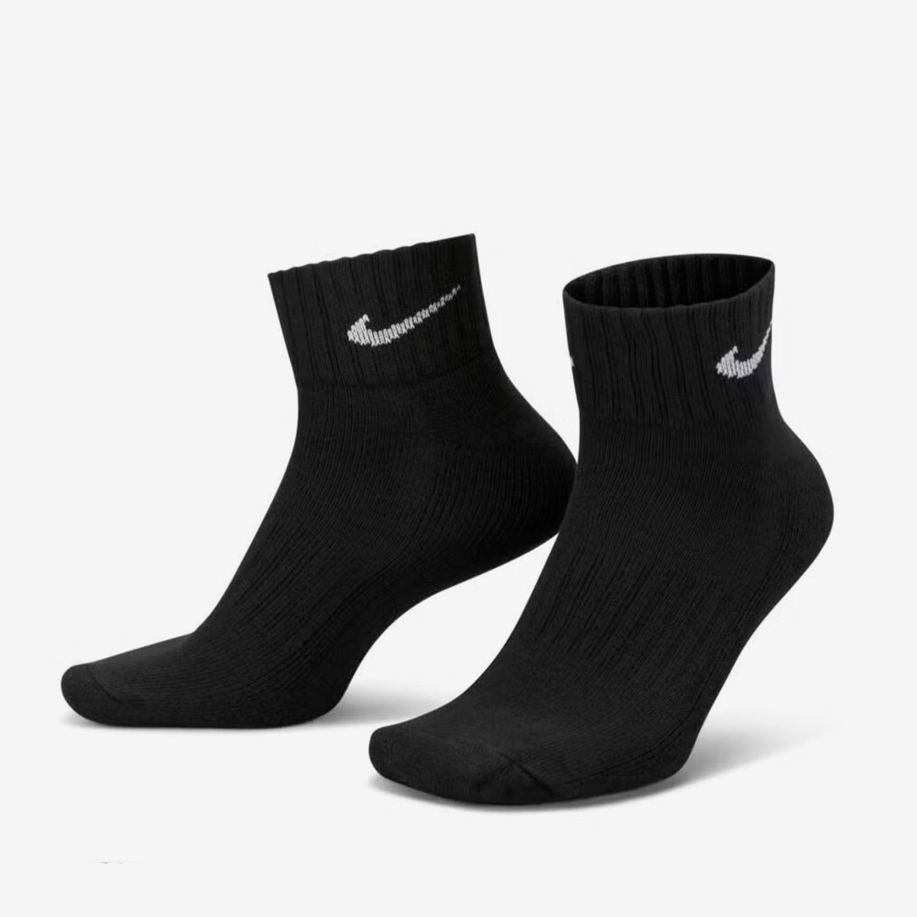 Комплект носков Nike Cushion Quarter Training Sock (3 пары) Комплект носков Nike Cushion Quarter Training Sock (3 пары)